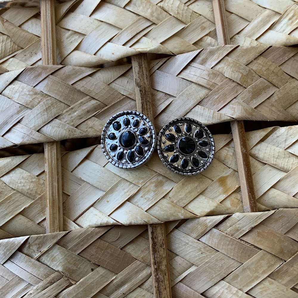 Silver & Black Earrings - Picture 1 of 6